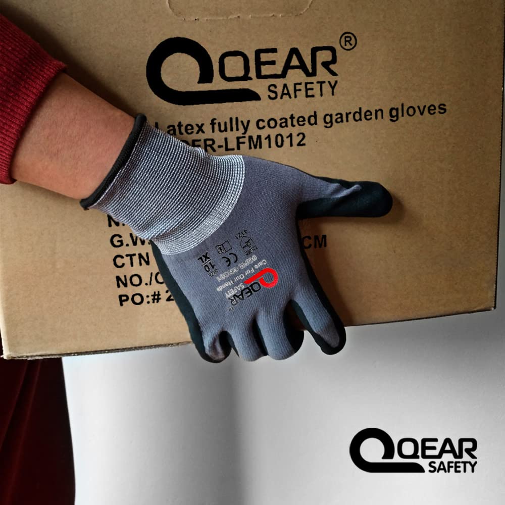 Dexterous QearSafety 15-gauge touchscreen-compatible safety gloves with sandy nitrile grip for wet and oily applications.